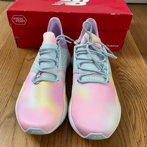 New Balance Roav Tie Dye Sneakers